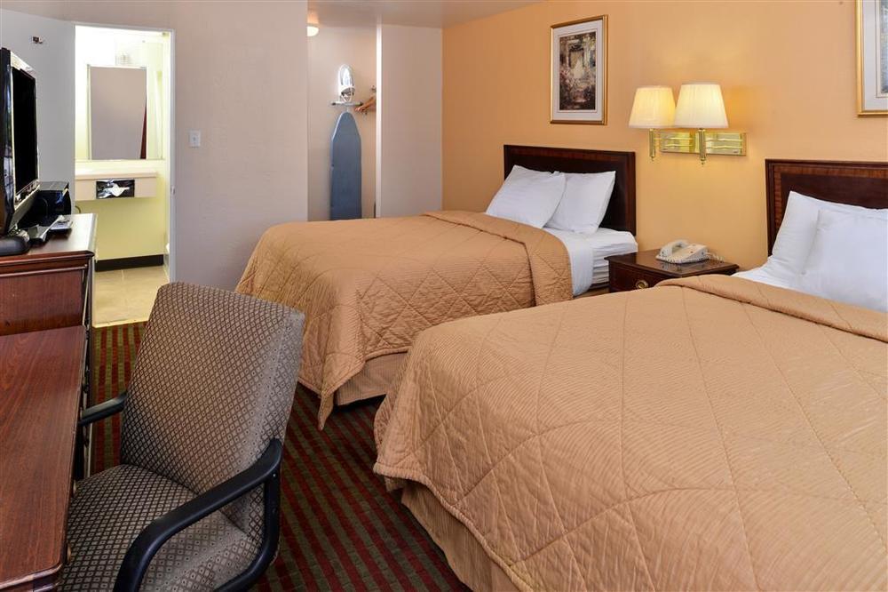 Travelodge By Wyndham Κλαμάθ Φολς Δωμάτιο φωτογραφία